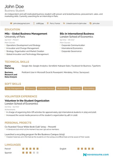 How to Write an Internship Resume [w/ Examples]