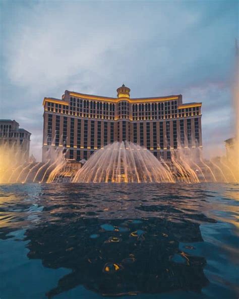 Bellagio Fountain: Schedule & Best Places to See