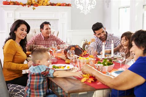 Ways to Connect at Thanksgiving Dinner -- The Family Dinner Project ...