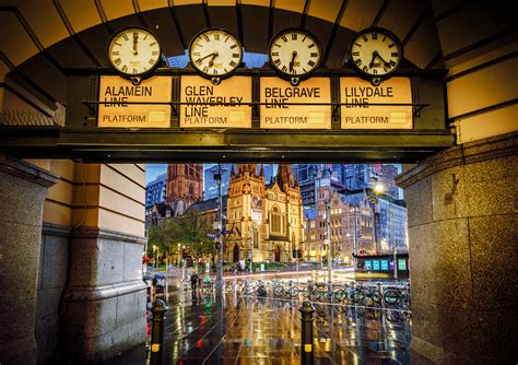 Flinders Street Station, train station clock, Melbourne Print ...