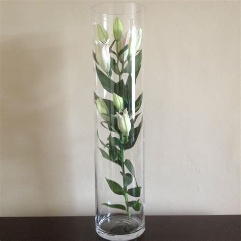 10+ Decorating Ideas For Tall Vases – DECOOMO