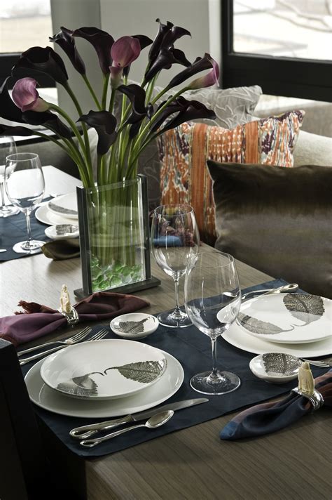 Everyday dining | Dining table centerpiece, Dining room centerpiece ...