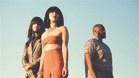 Khruangbin Tour 2024: Discover Exciting Live Dates