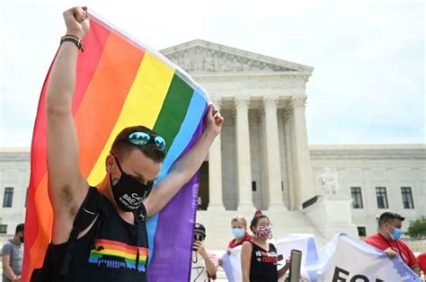 US Supreme Court backs protection for LGBT workers - Chronicle.ng