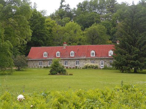 The oldest buildings in Canada that are still standing today (PHOTOS) | Urbanized