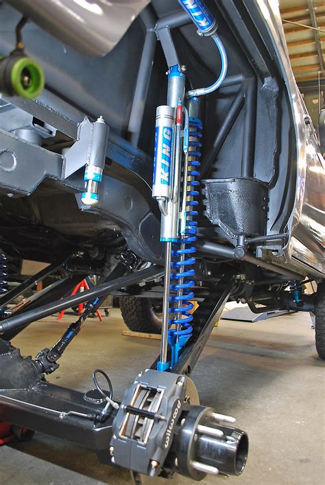 4-Link Rear Suspension Kit / Bronco - Solo Motorsports