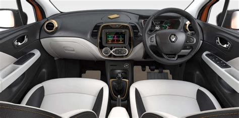 Renault Captur First Drive Review - Car India