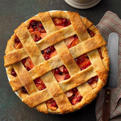 Cranberry-Apple Lattice Pie Recipe: How to Make It