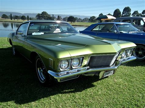 1971 Buick Riviera coupe | 1971 Buick Riviera coupe. Taken a… | Flickr