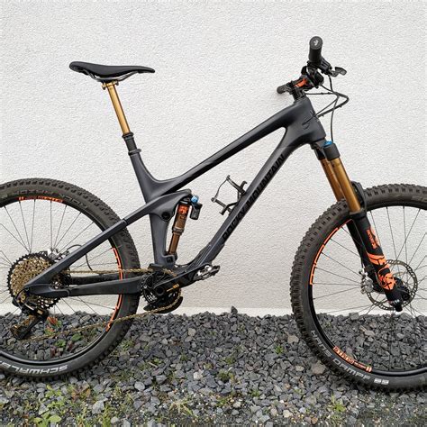 Rocky Mountain Slayer Carbon 90 | Top Angebot bei wellmannbikes.de