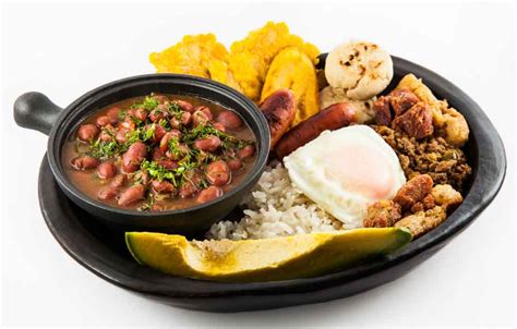 Bandeja Paisa, Digging into Colombia's National Dish