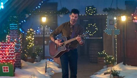 Benjamin Ayres' New Hallmark Movie is Full of Firsts for Him - Heavy.com