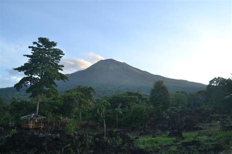 'Mt. Kanlaon unrest indicates looming phreatic eruption' | ABS-CBN News