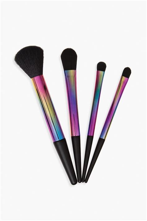 Technic Brush Set - Face | boohoo | Face kit, Brush set, Brush