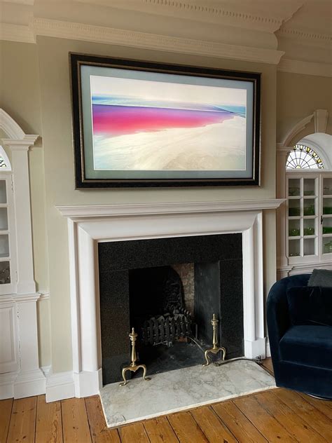 Customer Review - Samsung the Frame -Frame Kit -Susan L - TV IN disguise