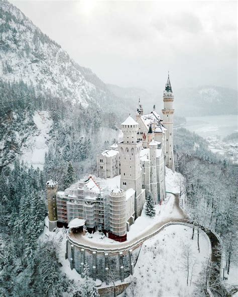 A Guide To Visiting Neuschwanstein Castle in Germany - #castle #Germany #Guide #Neuschwanstein # ...