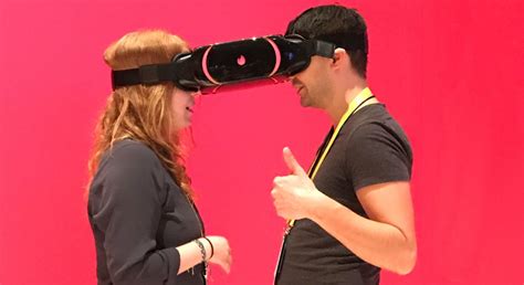 Tinder Pranks CES with its Fake VR Headset for Couples | Digital Trends ...