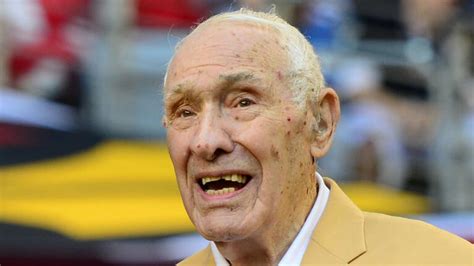 Football Hall of Famer Trippi dies at 100 | Yardbarker