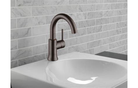 Trinsic® Bathroom Collection | Delta Faucet