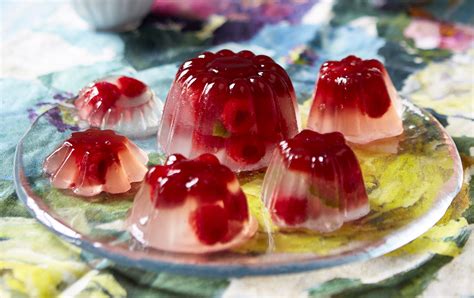 Raspberry Jellies | British Recipes | GoodtoKnow Maltesers Christmas ...