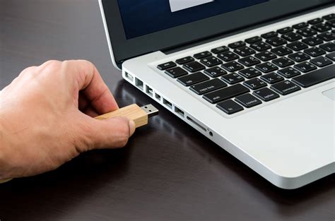 How to Format a USB Flash Drive on Mac