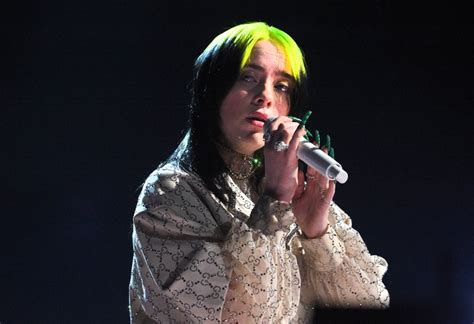 Billie Eilish's Performance at the Grammys 2020 | Video | POPSUGAR Entertainment Photo 39