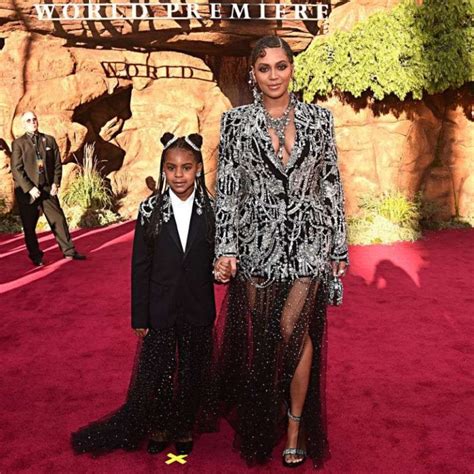 Beyonce with her daughter appeared in similar gorgeous and shining ...