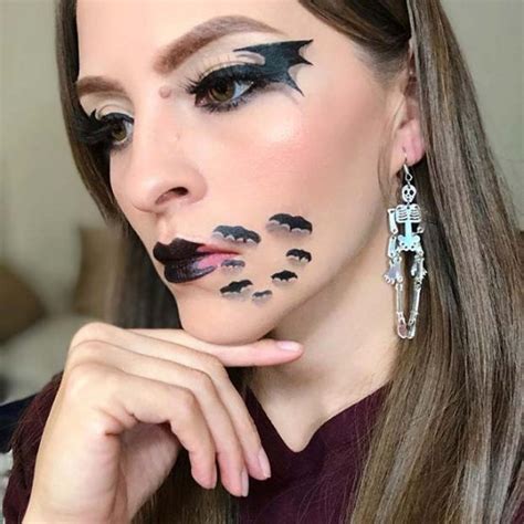 13 Bat Makeup Ideas for Halloween 2020 ~ Clotee.com