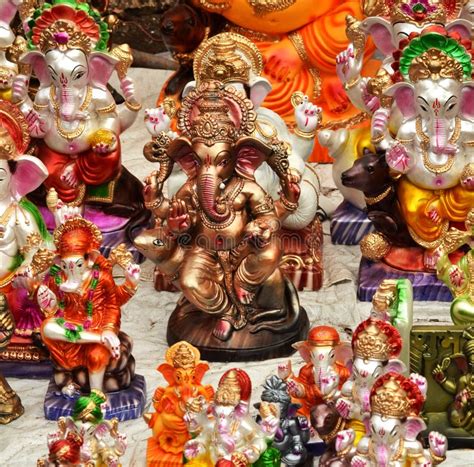 Lord ganesha idols stock image. Image of golden, saffron - 60143609