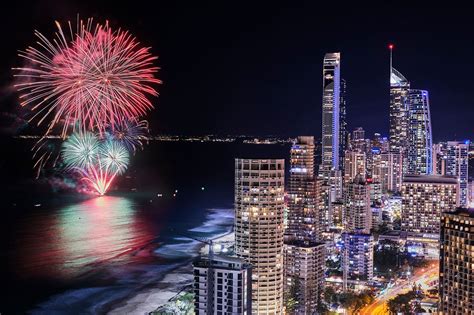 10 Best Things to Do After Dinner in Gold Coast - Where to Go on the Gold Coast at Night? - Go ...