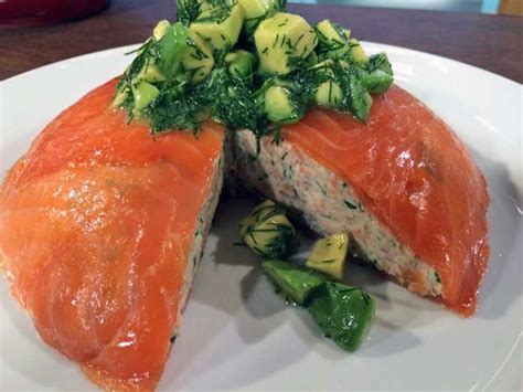 Phil's Vickery TV - Easy Smoked Salmon Mousse With Avocado & Dill | Smoked salmon mousse, Salmon ...