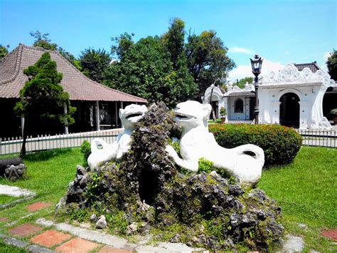 Keraton Kasepuhan Cirebon. #lenovos920 #museum #keraton #t… | Flickr