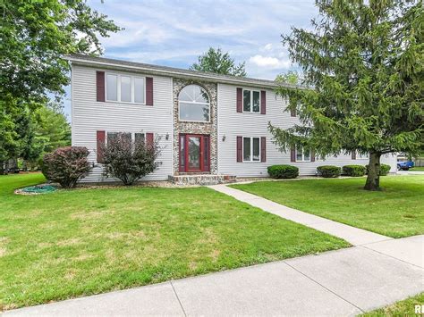 300 Kingspoint, Sherman, IL 62684 | Zillow