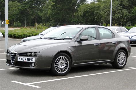 File:Alfa Romeo 159 2007 Surrey.jpg - Wikipedia