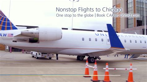 United Airlines Chicago - YouTube