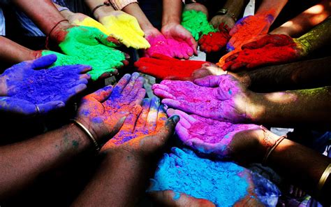 Holi - The Festival of Colors in India | Happy holi wallpaper, Holi ...