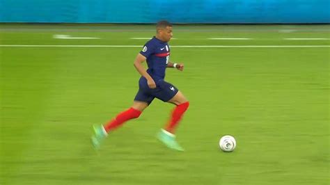 When Kylian Mbappé Hits TOP SPEED | Kylian mbappé, Speed, Speed rating