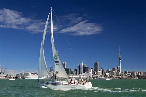 Auckland Harbour Sightseeing Cruise Including Picnic Lunch 2024