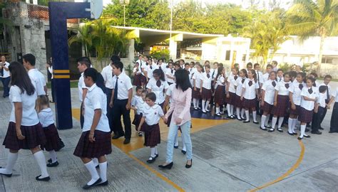 First Day of School In Mexico | The Everyday Journey