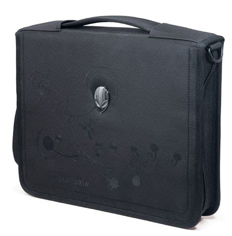 Alienware laptop cases by Mobile Edge | Ubergizmo