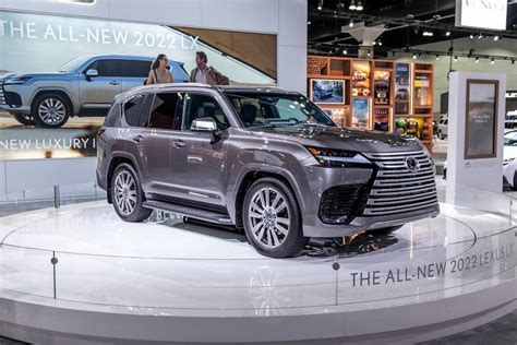 What’s New With SUVs for 2022? | Cars.com