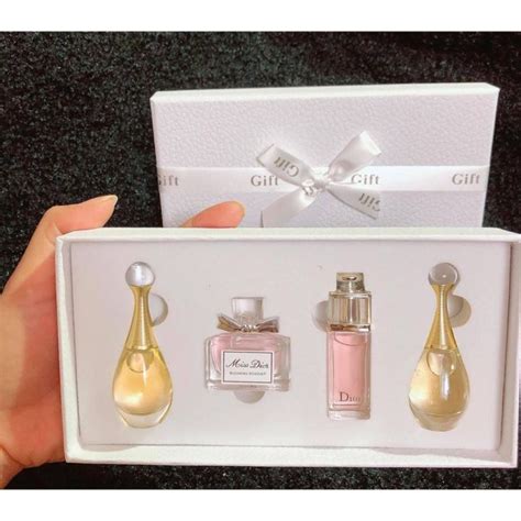 (Original) Dior Miniature Perfume Gift Set 4 in 1 - Each 5mL | Lazada