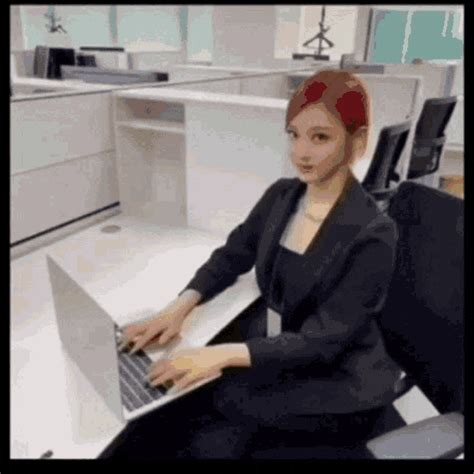 Ningning GIF - Ningning - Discover & Share GIFs