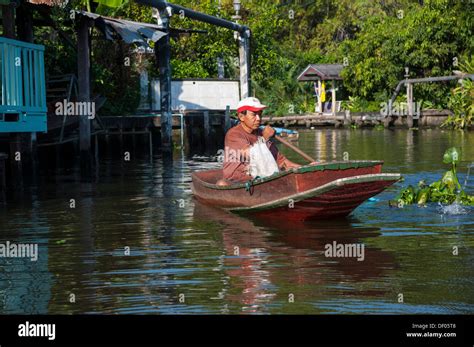 Man in a boat, Khlong or Klong, canal, Bangkok, Thailand, Asia Stock ...