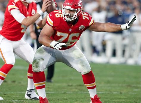 Chiefs Extending Laurent Duvernay-Tardif