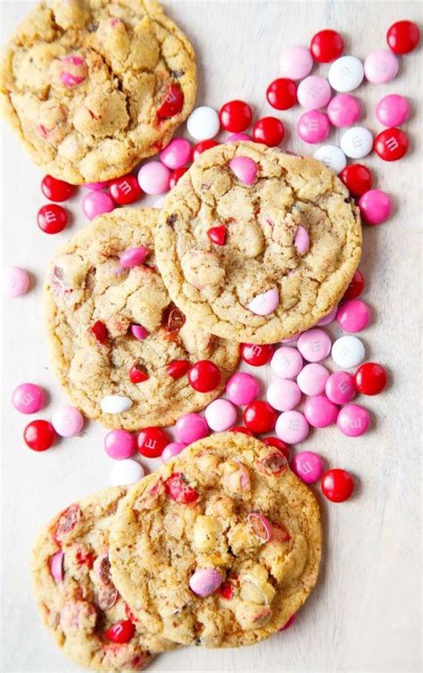 26 Valentine's Day Cookie Recipes - Easy Ideas for Valentine's Cookies