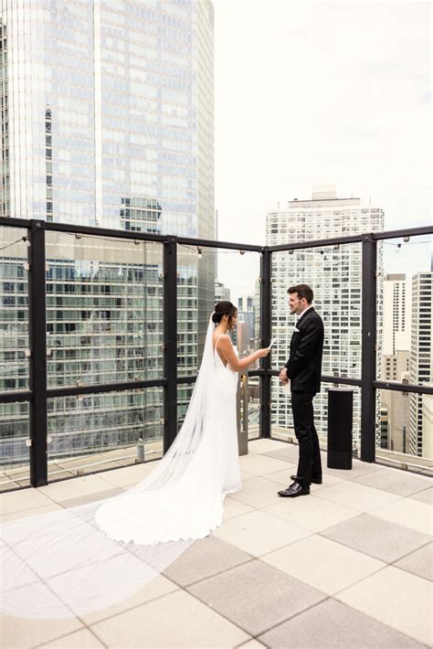 Royal Sonesta Chicago Wedding | Emma Mullins Photography