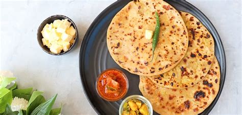 Aloo Palak Paratha Recipe - NDTV Food