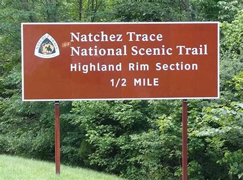 Highland Rim Trail - northern trailhead - Natchez Trace ...