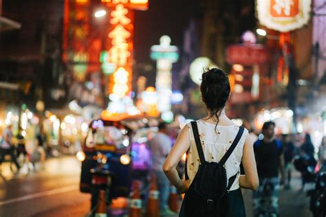 7 Best Nightlife in Bangkok Chinatown - Where to Go at Night in Bangkok Chinatown – Go Guides